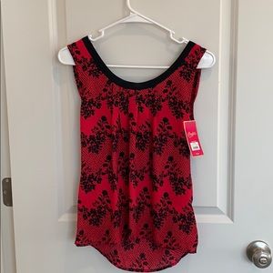 NWT Red and black sleeveless blouse.